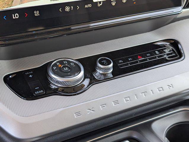 new 2025 Ford Expedition car, priced at $67,526