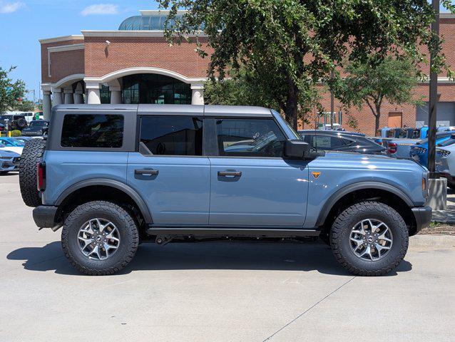 new 2025 Ford Bronco car, priced at $59,701