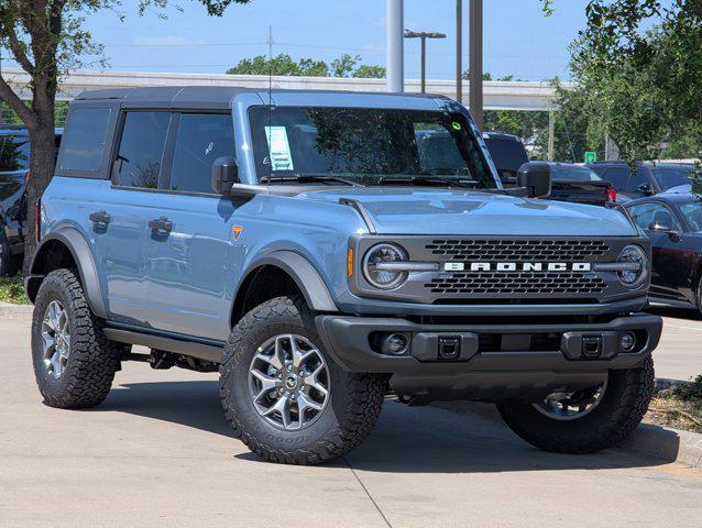 new 2025 Ford Bronco car, priced at $59,701