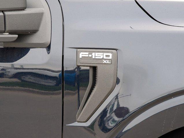 new 2025 Ford F-150 car, priced at $41,900