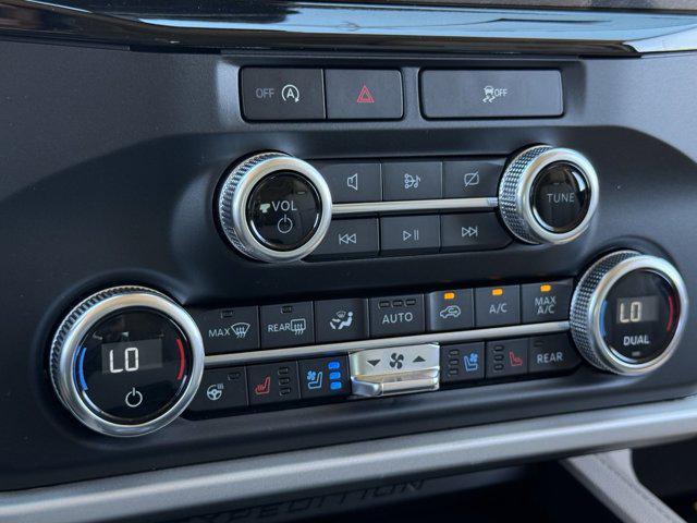new 2024 Ford Expedition car, priced at $68,533
