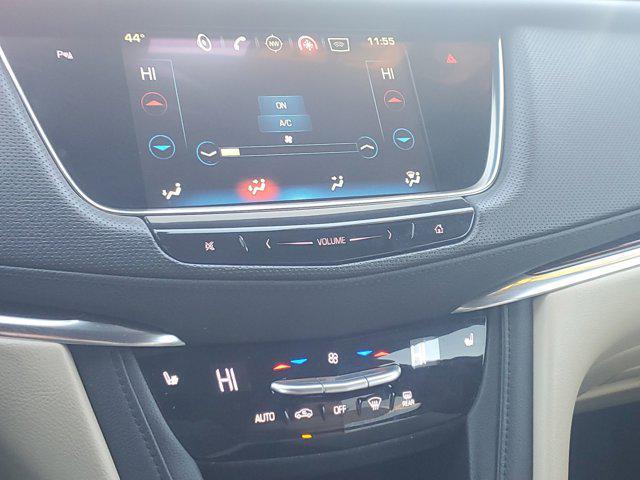 used 2017 Cadillac XT5 car, priced at $16,000