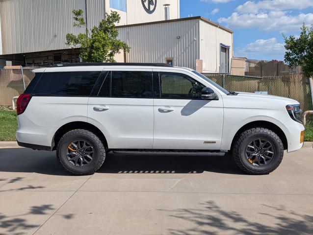 new 2025 Ford Expedition car, priced at $79,184