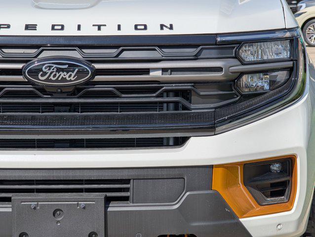 new 2025 Ford Expedition car, priced at $79,184