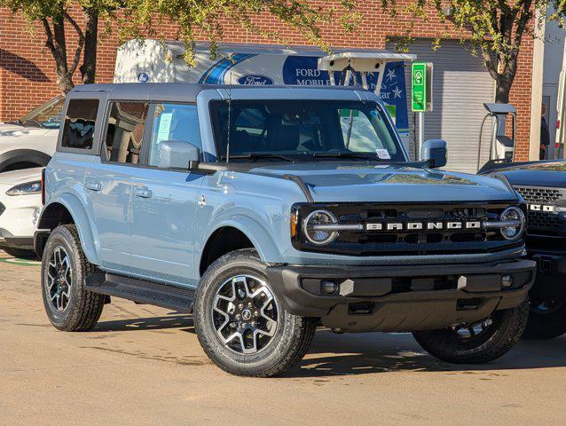 new 2025 Ford Bronco car, priced at $51,623