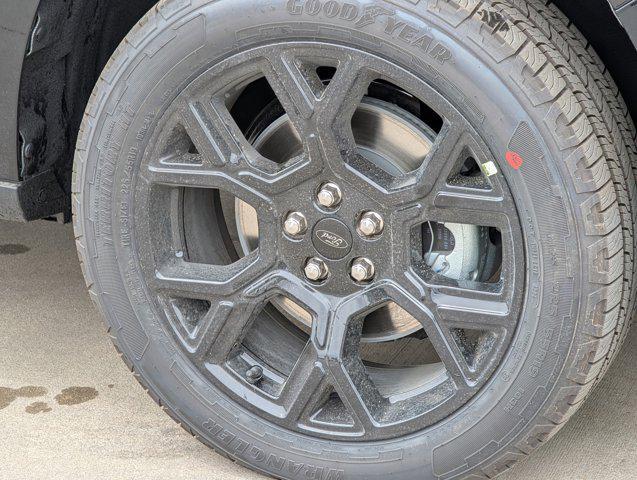 new 2025 Ford Maverick car, priced at $34,696