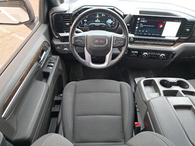 used 2022 GMC Sierra 1500 car, priced at $40,500