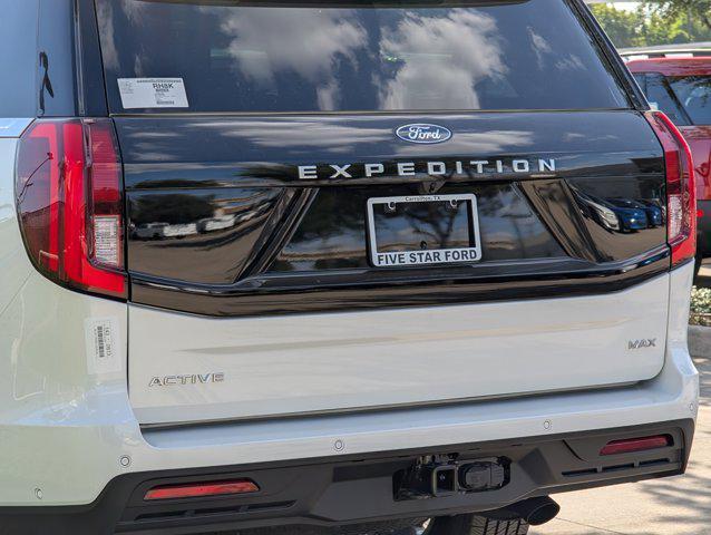 new 2025 Ford Expedition Max car, priced at $70,010