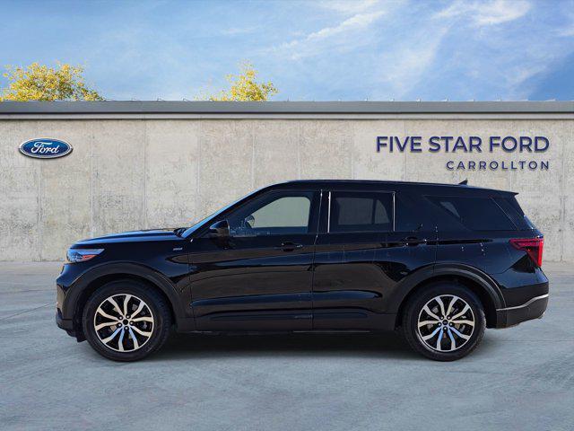 used 2022 Ford Explorer car, priced at $30,000