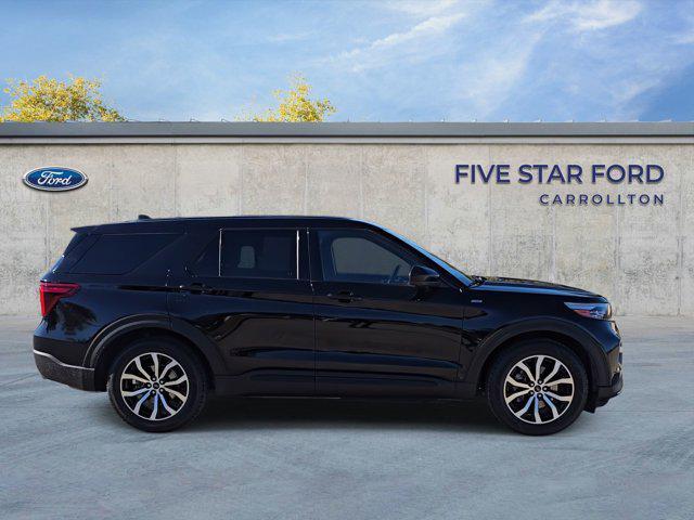 used 2022 Ford Explorer car, priced at $30,000