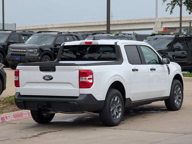 new 2025 Ford Maverick car, priced at $31,301