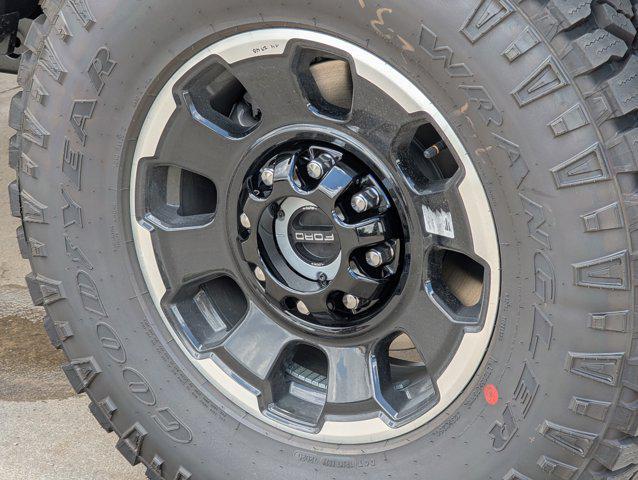 new 2025 Ford F-250 car, priced at $92,570