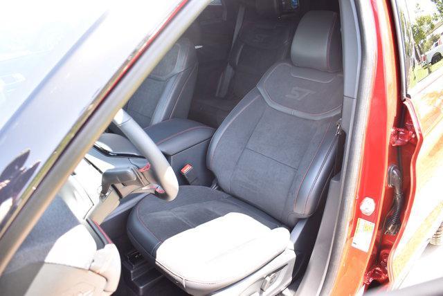 new 2025 Ford Explorer car, priced at $65,080