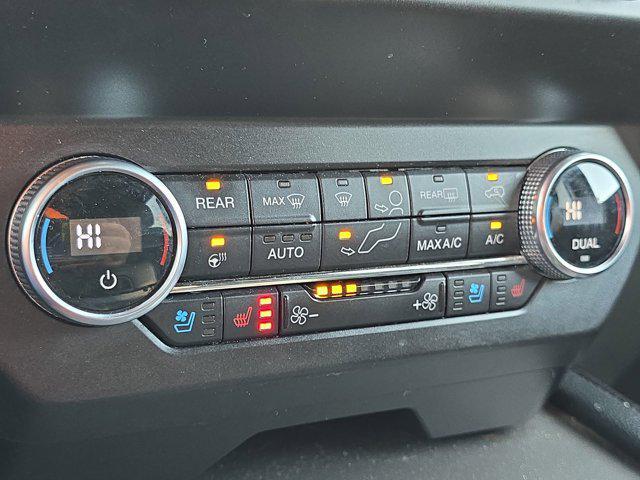 used 2021 Ford Expedition car, priced at $32,000