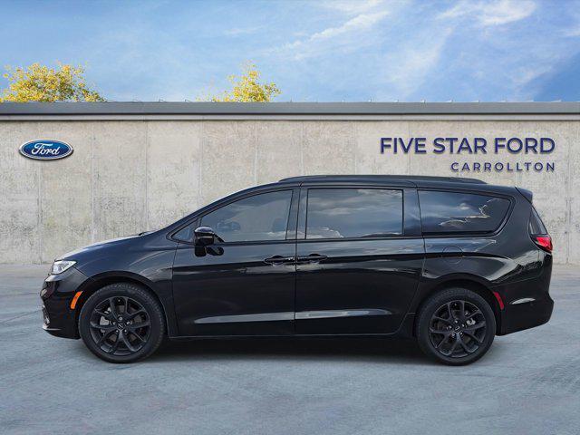 used 2022 Chrysler Pacifica car, priced at $34,000