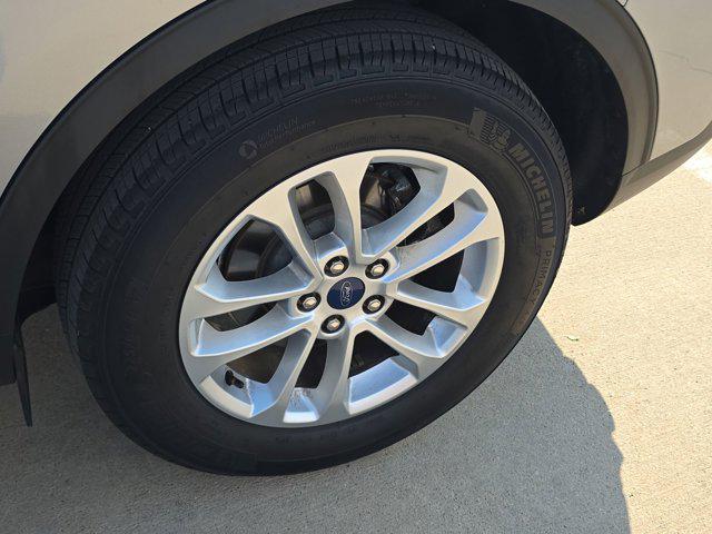 used 2022 Ford Escape car, priced at $23,000
