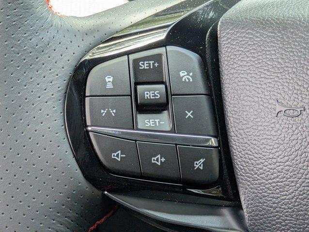 new 2025 Ford Explorer car, priced at $42,839