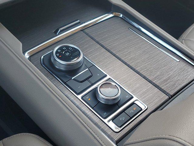 used 2024 Ford Expedition car, priced at $51,500