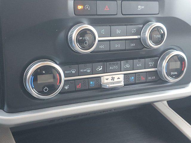 used 2024 Ford Expedition car, priced at $51,500