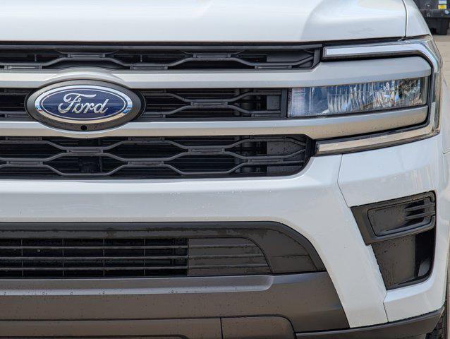 new 2024 Ford Expedition Max car, priced at $62,275