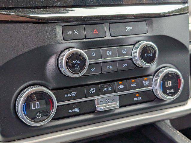 new 2024 Ford Expedition Max car, priced at $62,275