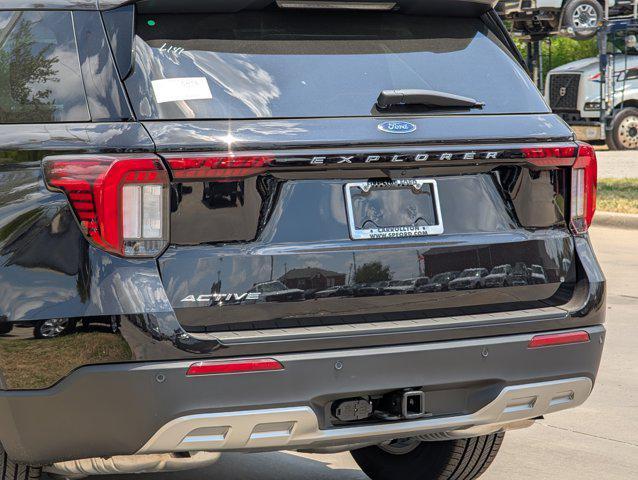 new 2025 Ford Explorer car, priced at $45,665