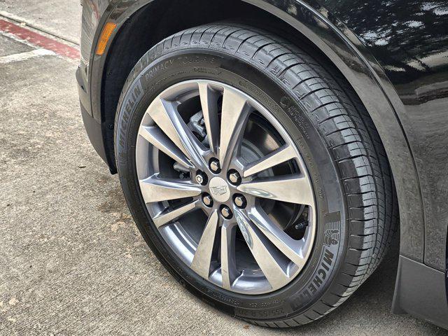 used 2024 Cadillac XT5 car, priced at $45,000