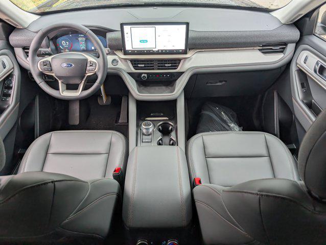 new 2025 Ford Explorer car, priced at $45,665