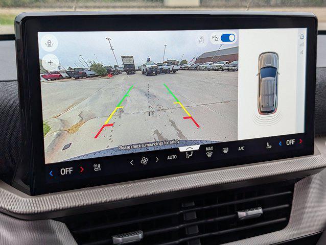 new 2025 Ford Explorer car, priced at $45,665