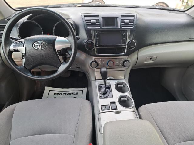 used 2013 Toyota Highlander car, priced at $8,795