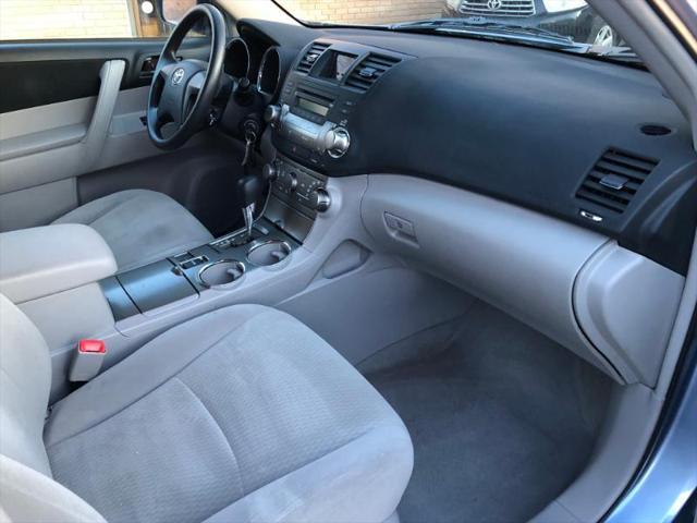 used 2010 Toyota Highlander car, priced at $8,995