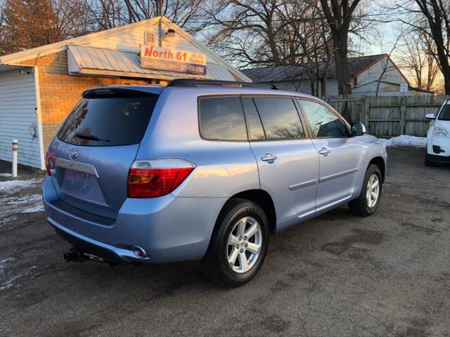 used 2010 Toyota Highlander car, priced at $8,995