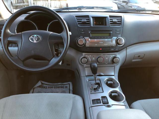 used 2010 Toyota Highlander car, priced at $8,995