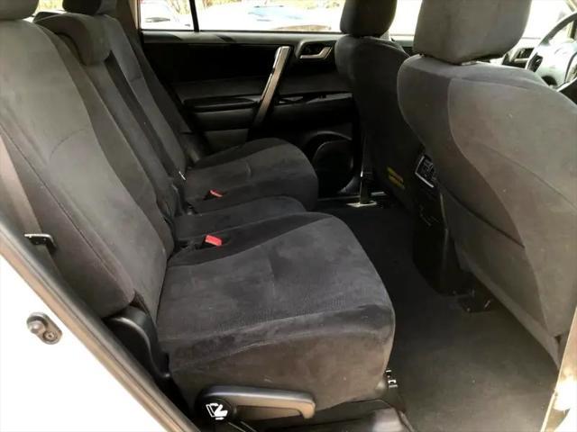 used 2008 Toyota Highlander car, priced at $9,395