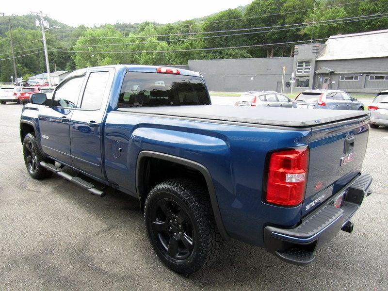 used 2018 GMC Sierra 1500 car, priced at $28,995