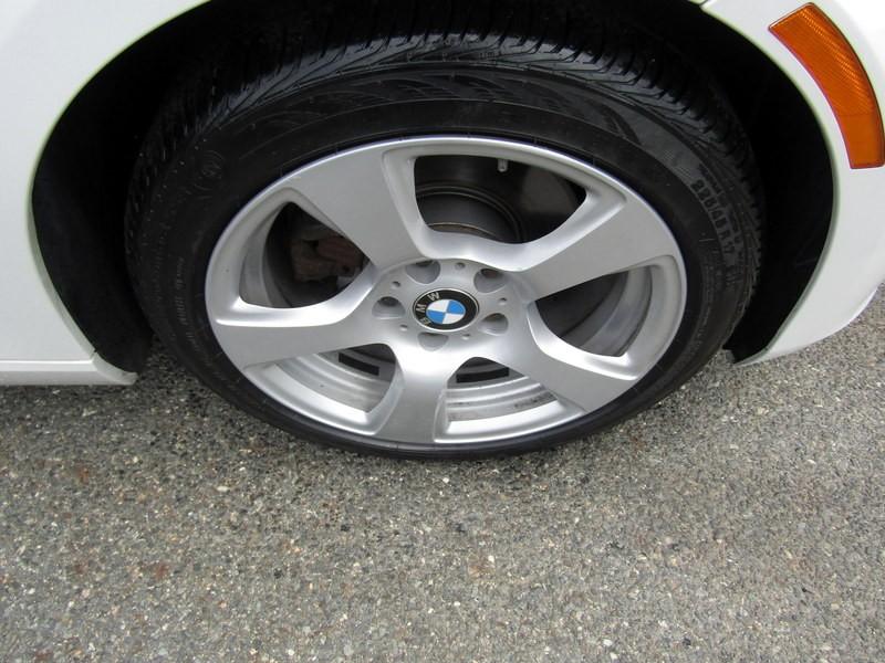 used 2009 BMW 328 car, priced at $11,995