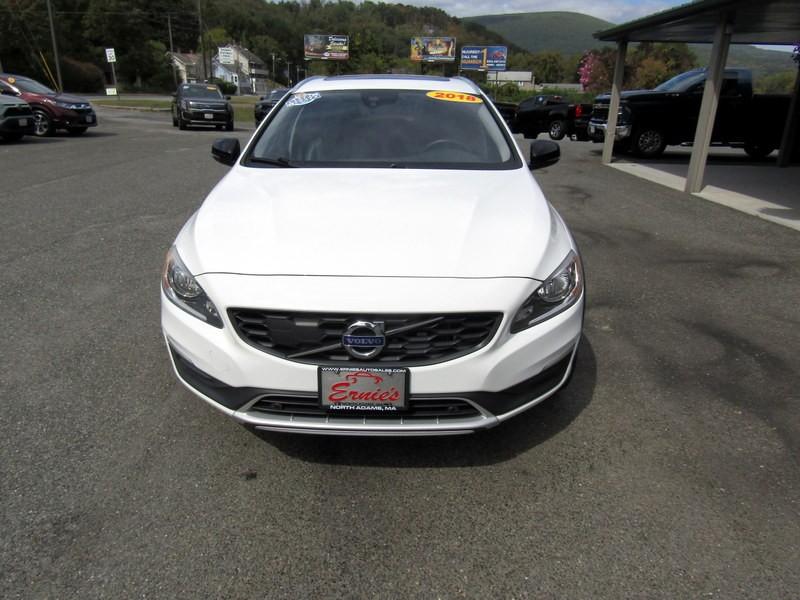 used 2018 Volvo V60 Cross Country car, priced at $27,995