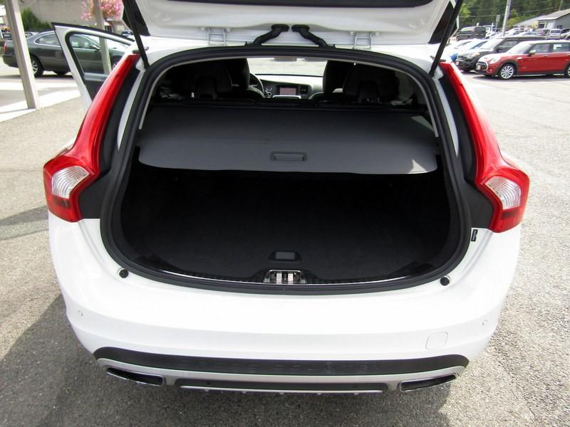 used 2018 Volvo V60 Cross Country car, priced at $27,995