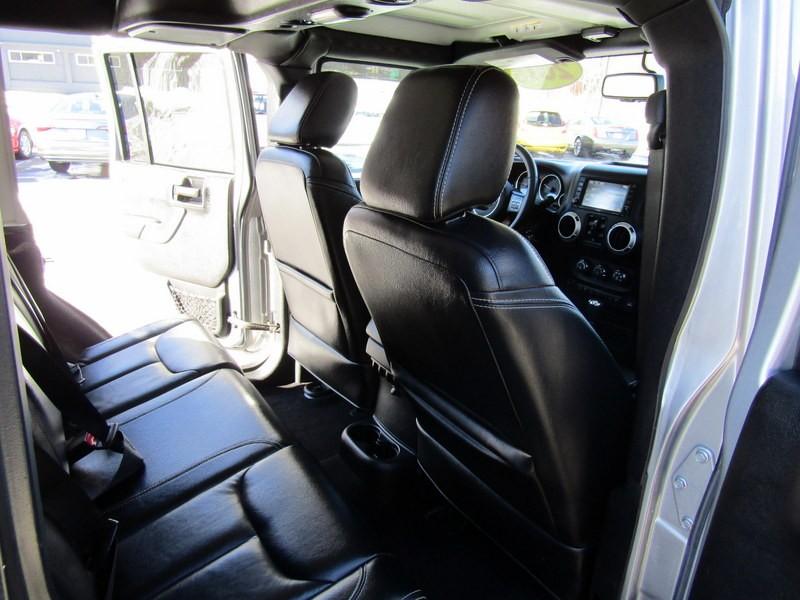 used 2015 Jeep Wrangler Unlimited car, priced at $19,995