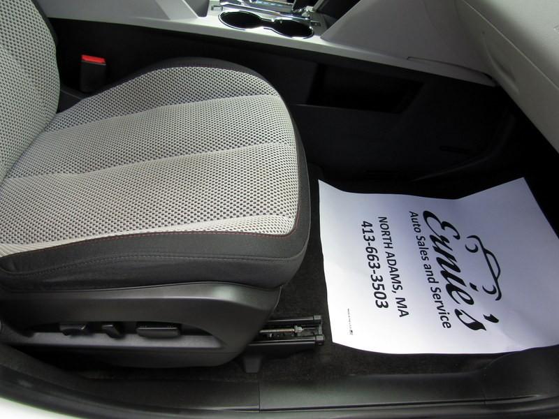 used 2014 Chevrolet Equinox car, priced at $12,995