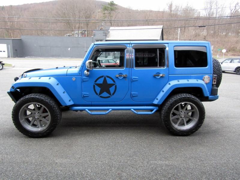used 2011 Jeep Wrangler Unlimited car, priced at $22,500