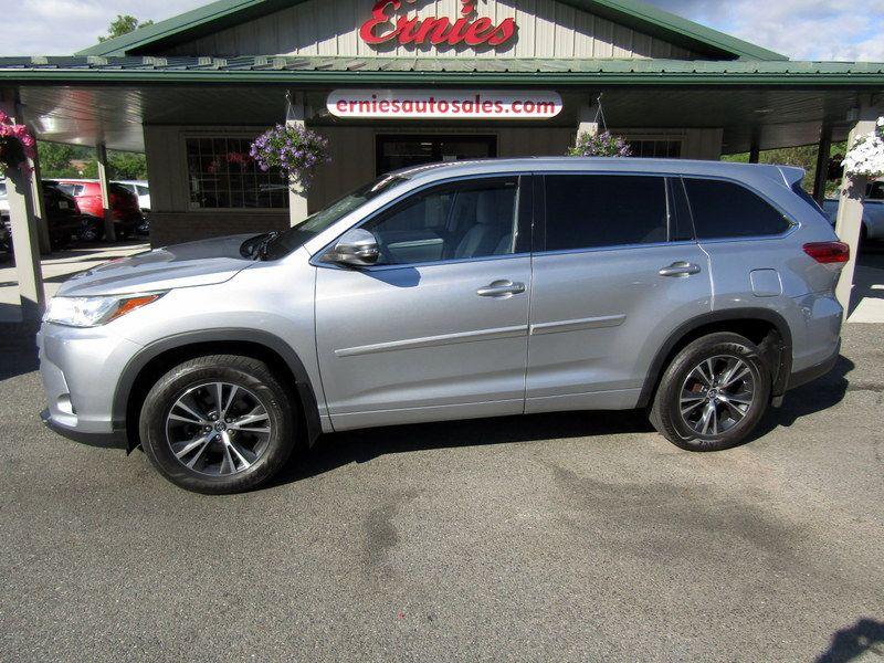 used 2018 Toyota Highlander car, priced at $29,995