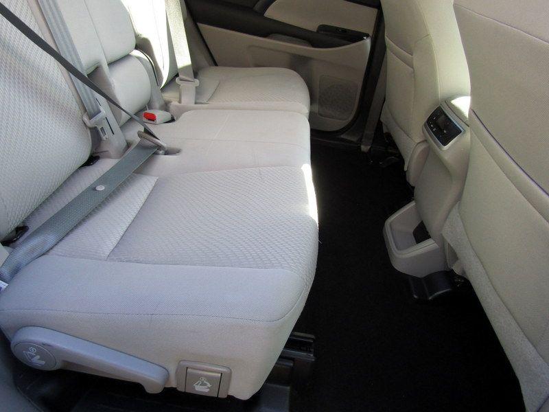 used 2018 Toyota Highlander car, priced at $29,995