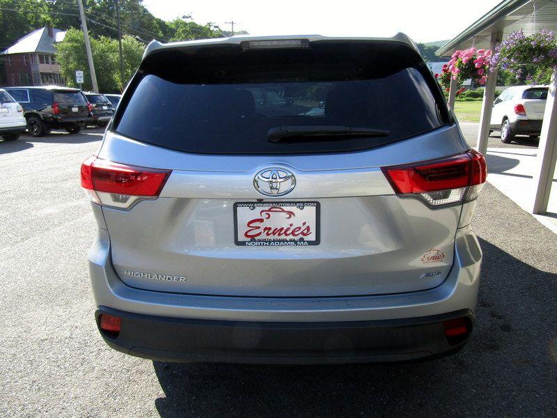 used 2018 Toyota Highlander car, priced at $29,995