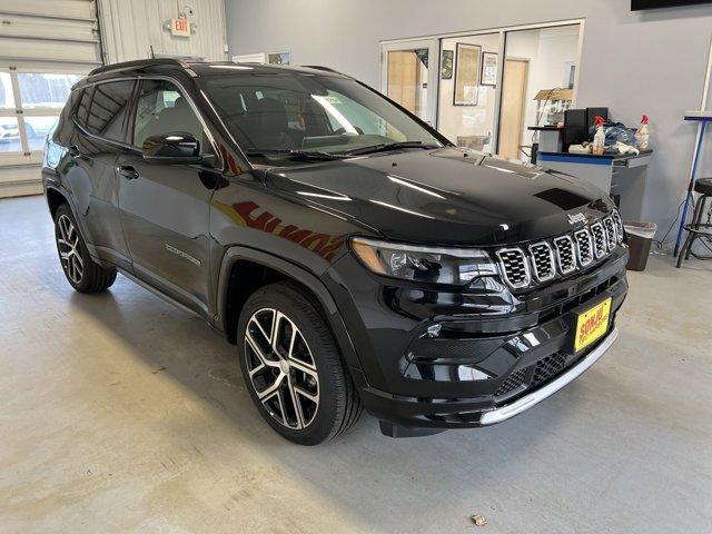 new 2024 Jeep Compass car, priced at $39,015
