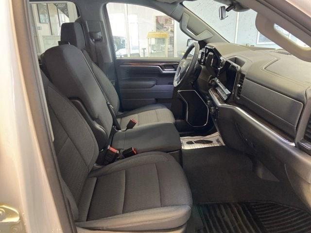 new 2025 Chevrolet Silverado 1500 car, priced at $45,445