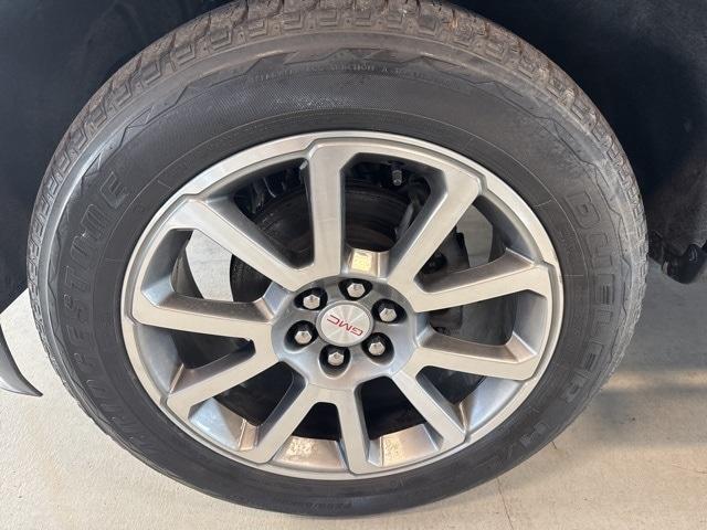used 2021 GMC Canyon car, priced at $37,999