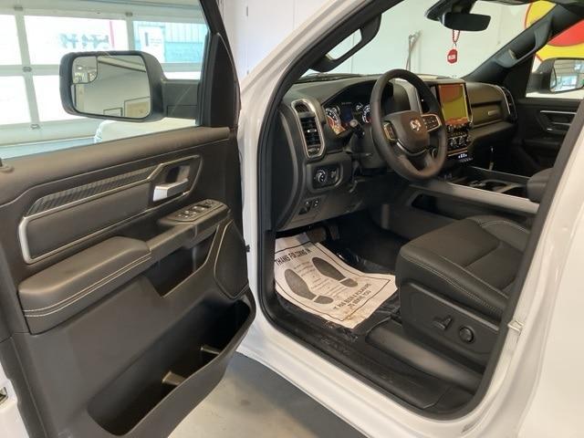 new 2025 Ram 1500 car, priced at $42,992