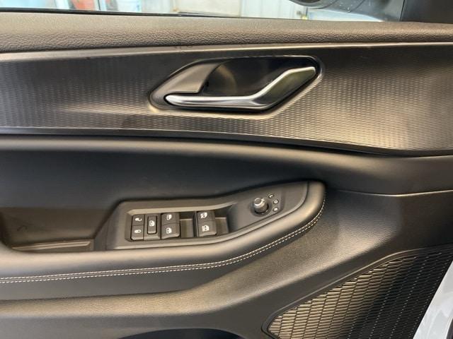new 2025 Jeep Grand Cherokee L car, priced at $40,070