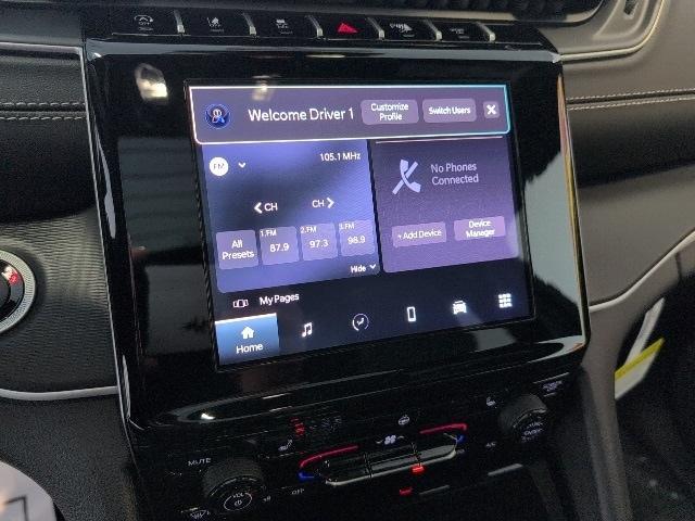 new 2025 Jeep Grand Cherokee car, priced at $38,415